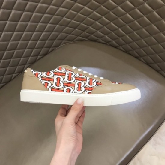 BURBERRY Burberry super rare difficult to obtain 2022SS casual shoes