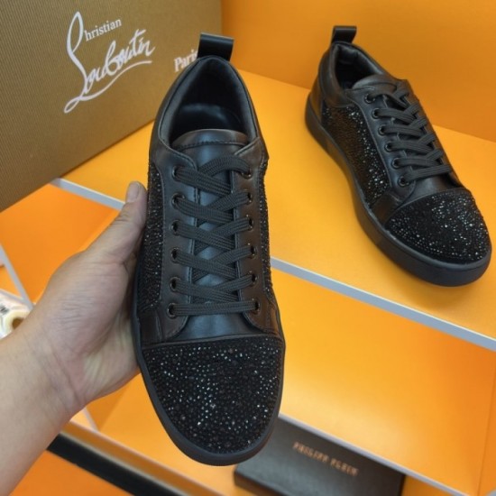 Challenge the cheapest men's casual shoes CHRISTIAN LOUBOUTIN Christian Louboutin Limited time sale