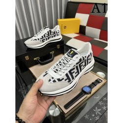 There is a bright atmosphere FENDI Fendi 2022AW casual shoes