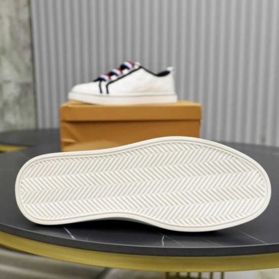 LOUIS VUITTON Louis Vuitton New this season 2022SS casual shoes