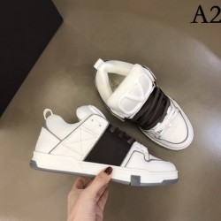 VALENTINO Fashionable presence 2022SS casual shoes