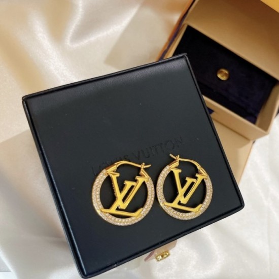 Soft texture 2022 LOUIS VUITTON Louis Vuitton earrings