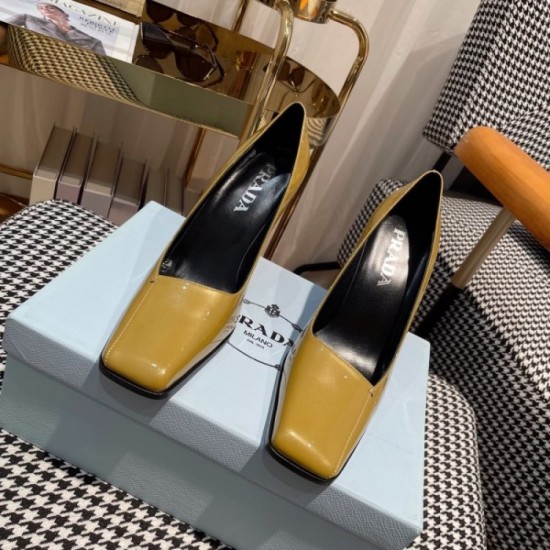 2022SS PRADA Prada high heels with the latest fashionable logo