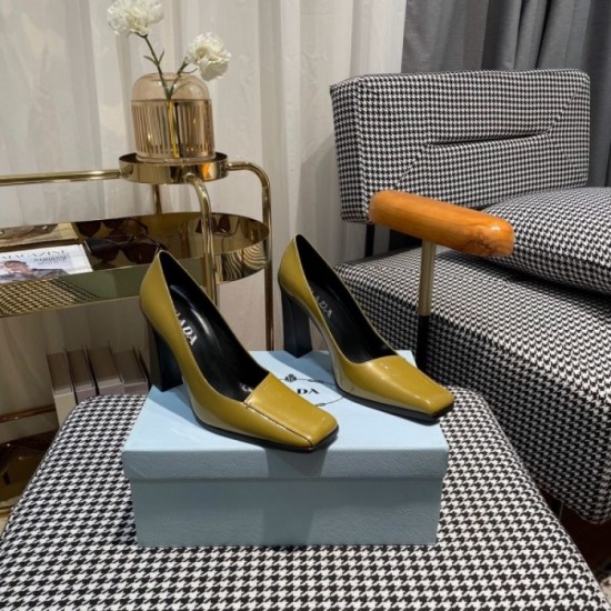 2022SS PRADA Prada high heels with the latest fashionable logo