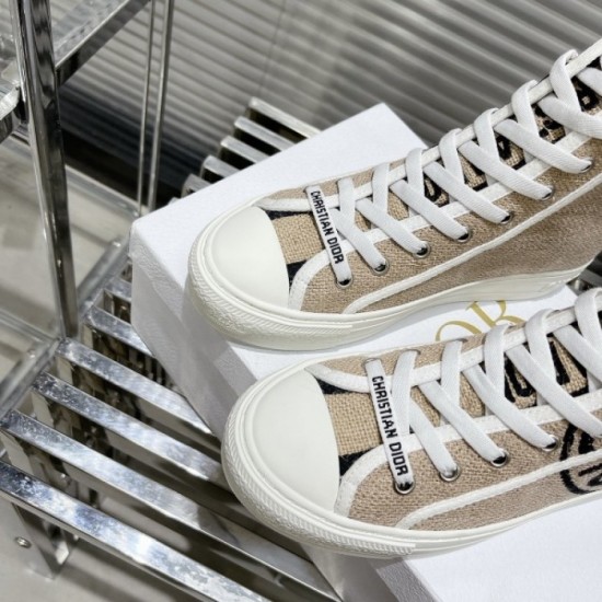 Casual shoes that give a casual feeling 2022SS DIOR Dior