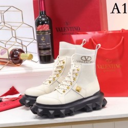 Super cool spring and summer new casual shoes 2022SS VALENTINO Valentino