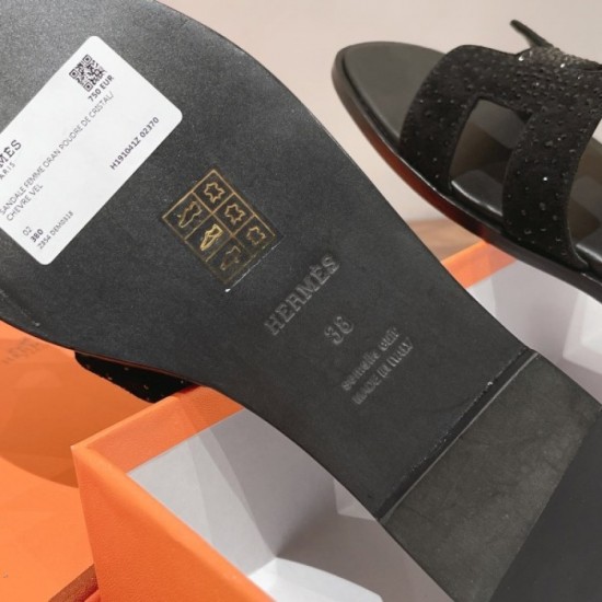 Rare! Available stores only Slippers 2022SS HERMES Hermes