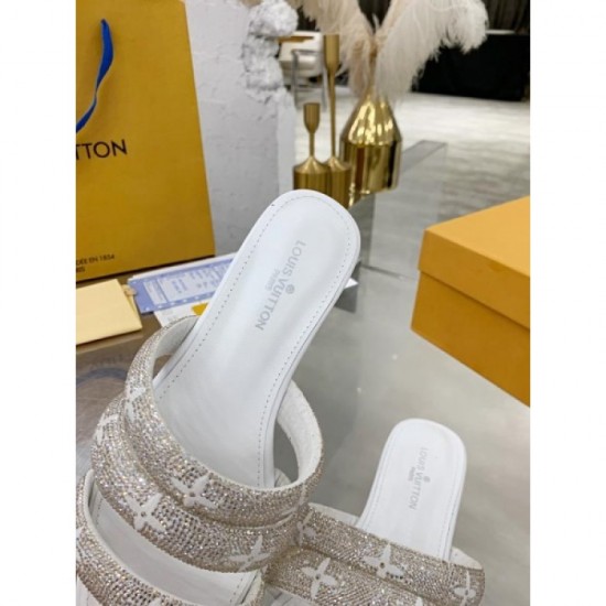 Slippers that give a cool impression 2022SS LOUIS VUITTON Louis Vuitton