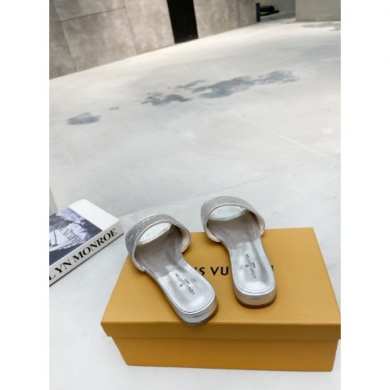 Small quantity in stock ☆ Limited model slippers 2022SS LOUIS VUITTON Louis Vuitton