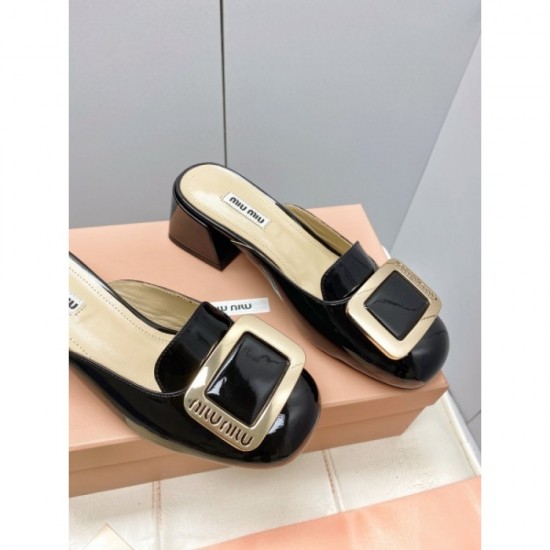 High-heeled slippers with sophisticated charm 2022SS MIU MIU