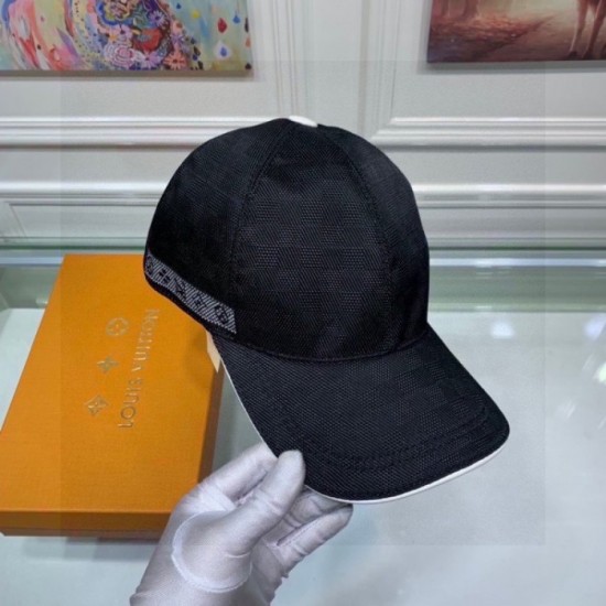 Louis Vuitton LOUIS VUITTON 2022SS Cap / Hat Recommended Outfit