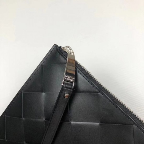 2022SS Men's Clutch Bag Sophisticated Design BOTTEGA VENETA