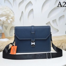 2022SS Men's Shoulder Bag Perfect for adult women HERMES Hermes