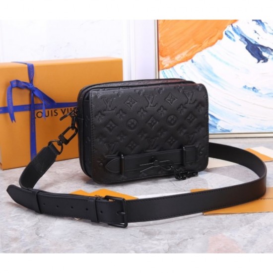 2022SS Men's Shoulder Bag Summer Season Special LOUIS VUITTON Louis Vuitton