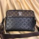 2022SS Men's Shoulder Bag One piece of great success in summer LOUIS VUITTON Louis Vuitton