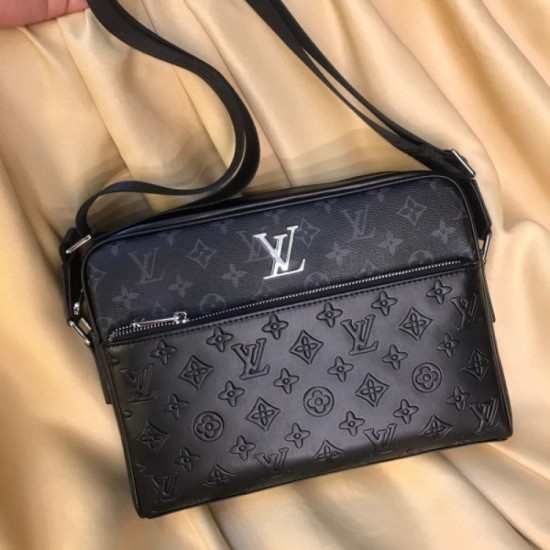 2022SS Men's Shoulder Bag Spring / Summer Trend NO1 LOUIS VUITTON Louis Vuitton