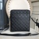 2022SS Men's Shoulder Bag The latest and most fashionable LOUIS VUITTON Louis Vuitton