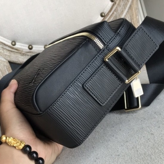 2022SS Men's Shoulder Bag Landing in Japan soon LOUIS VUITTON Louis Vuitton