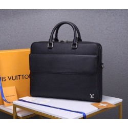 2022SS Men's Briefcase Popular ☆ Recommended for summer LOUIS VUITTON Louis Vuitton