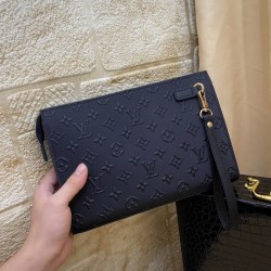 2022SS Men's Clutch Bag Hard-to-find item LOUIS VUITTON Louis Vuitton