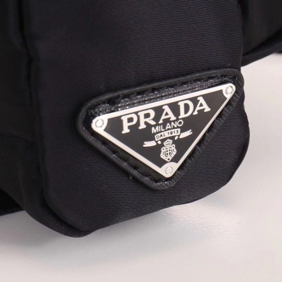 2022SS Men's Shoulder Bag PRADA Prada is highly favored by men and women of all ages.