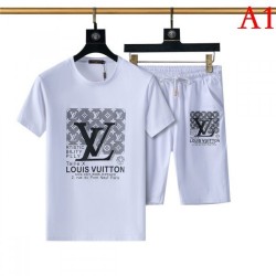 LOUIS VUITTON Men's Short Sleeve T-shirt 2022 New Nice Design Louis Vuitton