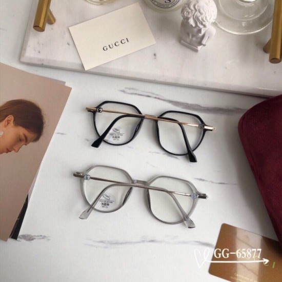 GUCCI Gucci transparent glasses Multicolor selectable Magazines and towns are popular items