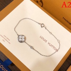 LOUIS VUITTON Louis Vuitton 2022SS bracelet for a casual look