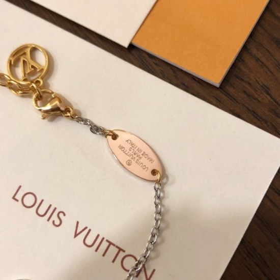 LOUIS VUITTON Louis Vuitton 2022SS bracelet has a neat feeling