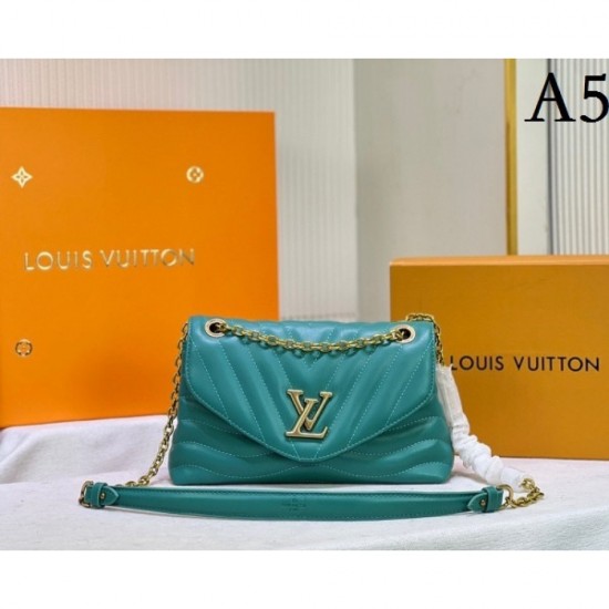 2022SS LOUIS VUITTON Shoulder bag Attractive point