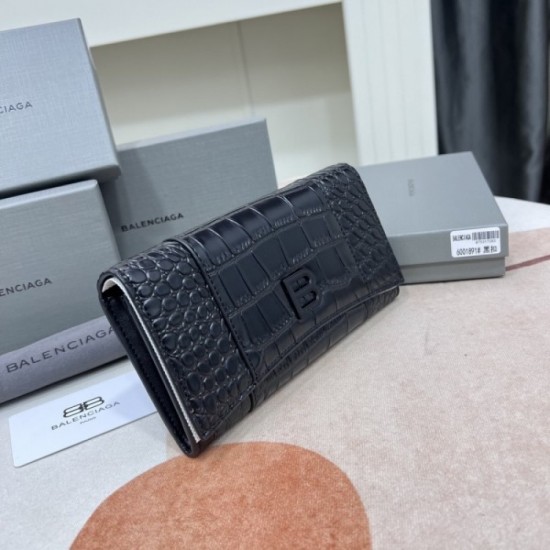 2022 brand new long wallet to watch out for this spring and summer BALENCIAGA Balenciaga