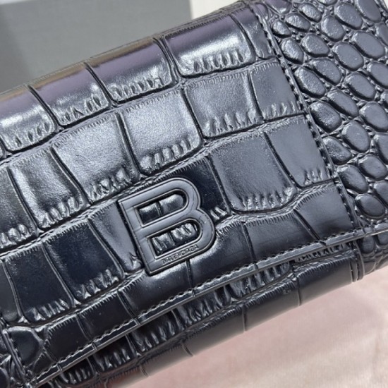 2022 brand new long wallet to watch out for this spring and summer BALENCIAGA Balenciaga