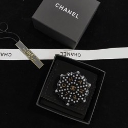 CHANEL 20222 adult casual summer fashion brooch