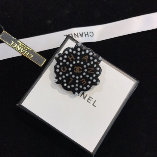 CHANEL 20222 adult casual summer fashion brooch