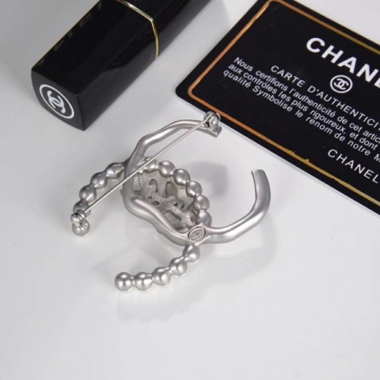 CHANEL 2022 Spring / Summer Trend New Product Brooch