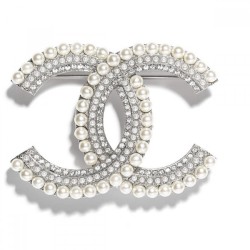 CHANEL [2022] Summer fashion brooch