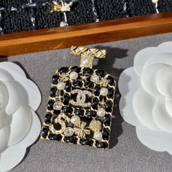 CHANEL 2022SS Cheapest Spring Summer Fashion Brooch