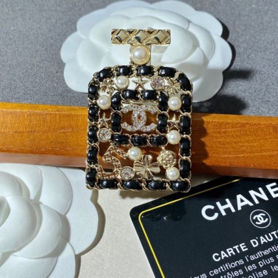 CHANEL 2022SS Cheapest Spring Summer Fashion Brooch