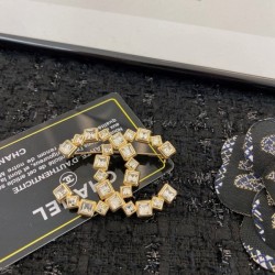 CHANEL 2022SS Trend Check Brooch