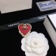 CHANEL 2022 Spring / Summer Fashionable Brooch