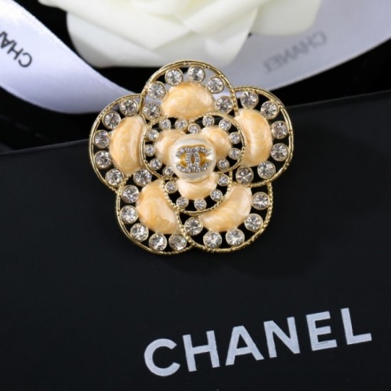 CHANEL 2022 Trendy item brooch