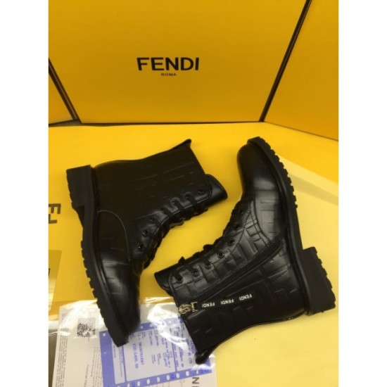 2022AW boots FENDI Fendi with the impression of a fashionable senior