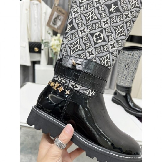 2022AW boots This year's big trend LOUIS VUITTON Louis Vuitton