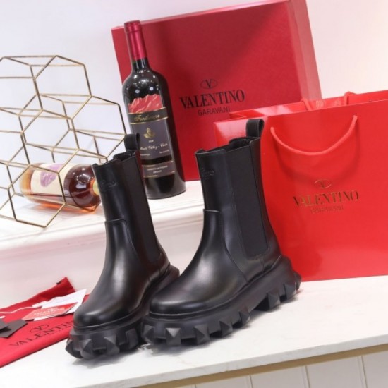 Popular model in Japan Short boots 2022SS VALENTINO Valentino