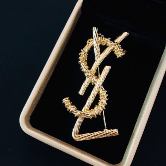 YSL Yves Saint Laurent Brooch with a retro atmosphere