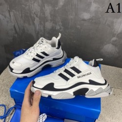 New Spring / Summer VIP SALE Sneakers 2022SS BALENCIAGA Balenciaga