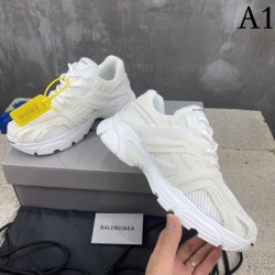 I definitely want sneakers this summer 2022SS BALENCIAGA