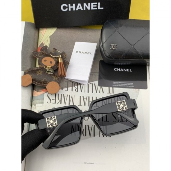 2 colors of sunglasses available 2022SS CHANEL CHANEL to put in this summer