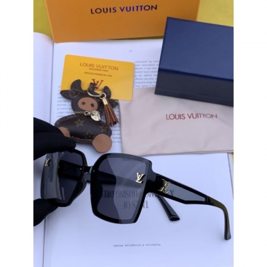 Sunglasses multicolor selectable 2022SS classic design LOUIS VUITTON Louis Vuitton