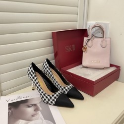 CHANEL Chanel pumps 2023AW The range of fashion spreads